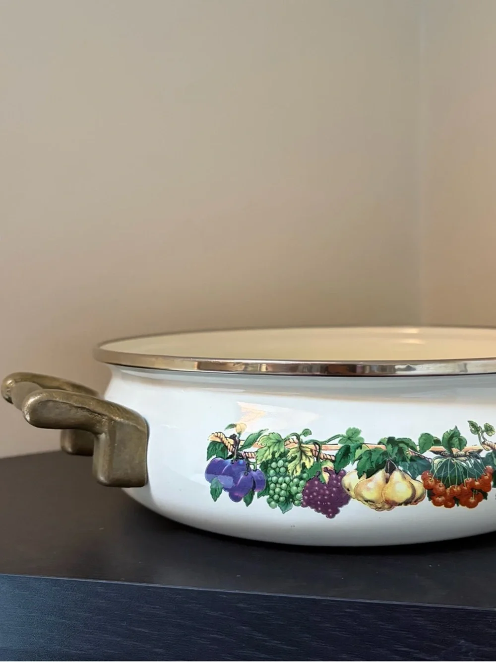 Tabletops Unlimited KENSINGTON GARDEN Enamel Casserole Sauce Pan 10” Cottagecore